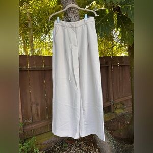 Abercrombie & Fitch Tailored Wide Leg Pant 26 Short Ecru NWT